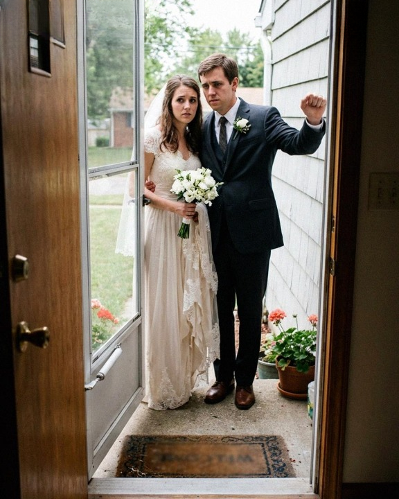 I spent $12,000 on my sister’s wedding—but after she uninvited me for “ruining the vibe,” her new husband did something that left the entire room in stunned silence.