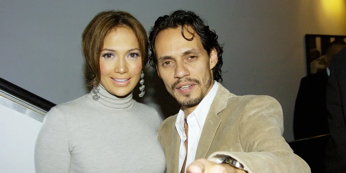 Jennifer Lopez sparks buzz with Memorial Day twin photo reactions.